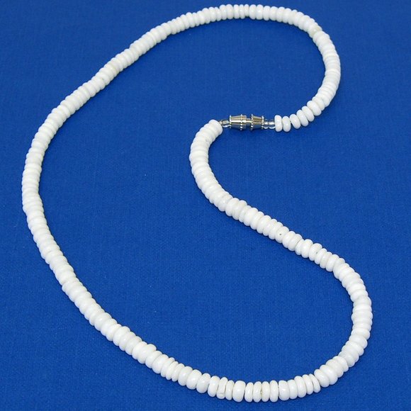 Puka Shell 18" Necklace Hawaiian Unisex Surfer Style 7067-18 WHT - Picture 2 of 3